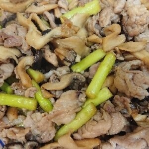 豚小間肉とアスパラ、舞茸の炒め